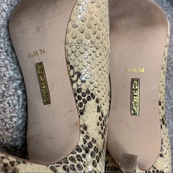 Leather Snake print pumps - Picture 5 of 6